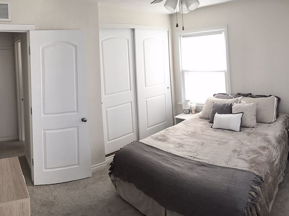 2nd image of 4124 Poepping St