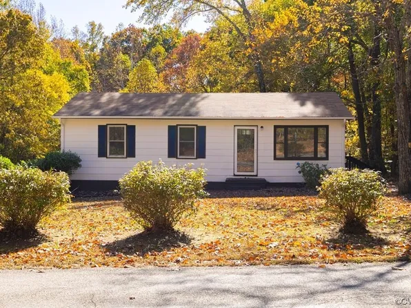 1122 County Line Rd, Keysville, VA 23947