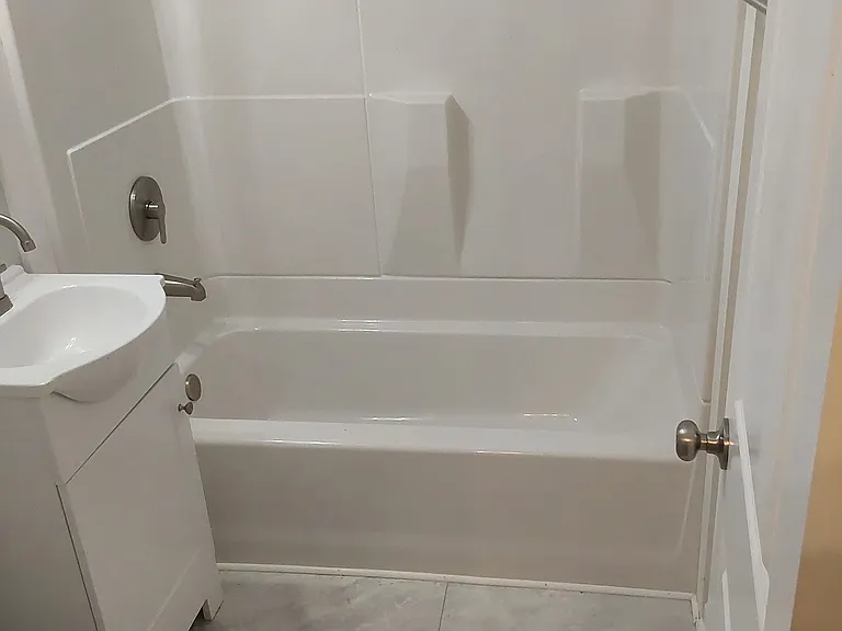 225 Clarkson St — Photo 6