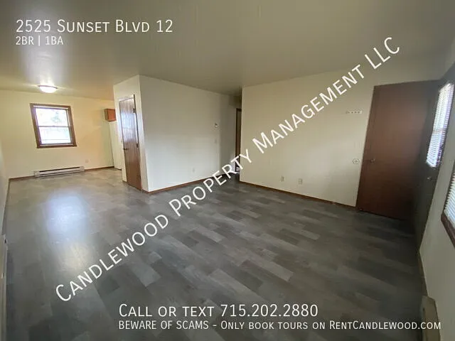 2 Bed 1 Bath Townhome Available October 1st! — Photo 4
