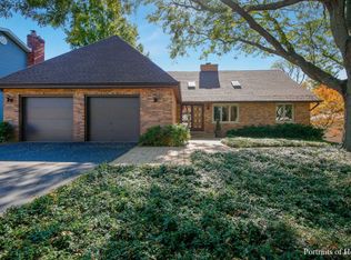 22W157 McCarron Rd, Glen Ellyn, IL 60137