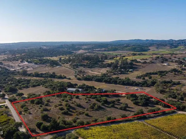 1990 Tularosa Rd #4, Lompoc, CA 93436
