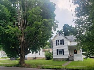 186 S Brooklyn Ave, Wellsville, NY 14895
