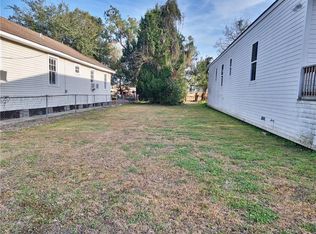 4119 Hollygrove St, New Orleans, LA 70118