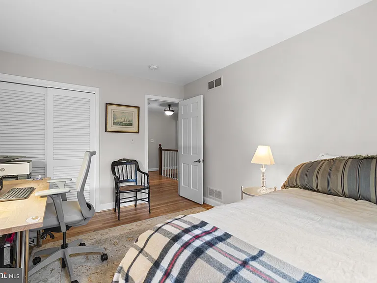 56 Saint Andrews Rd — Photo 35