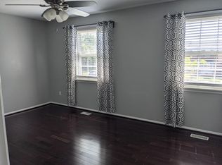 25 Stone Falls Ct, Nottingham, MD 21236
