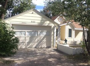 923 Adams St, Douglas, WY 82633