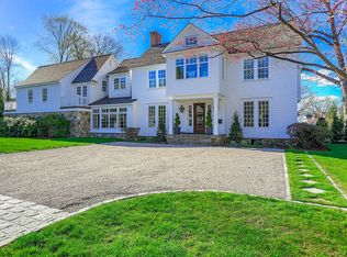 64 Oak St, New Canaan, CT 06840