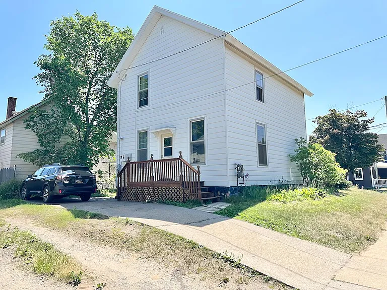 246 W Michigan St — Photo 2