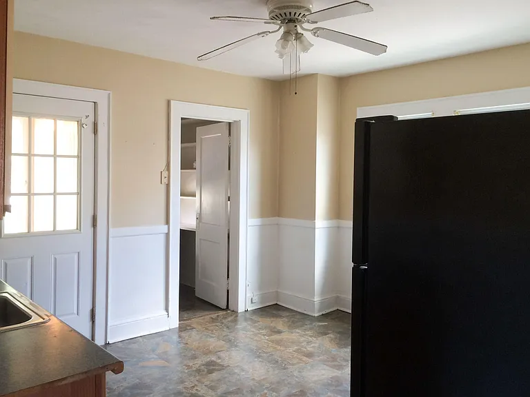 22 Fairview St #3 — Photo 4