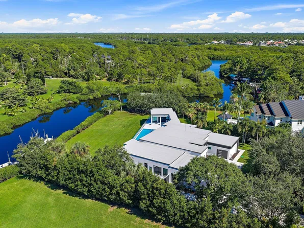 8309 SE RIVERS EDGE Street, Jupiter, FL 33458