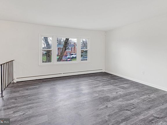 4th image of 4710 Kenny Ct