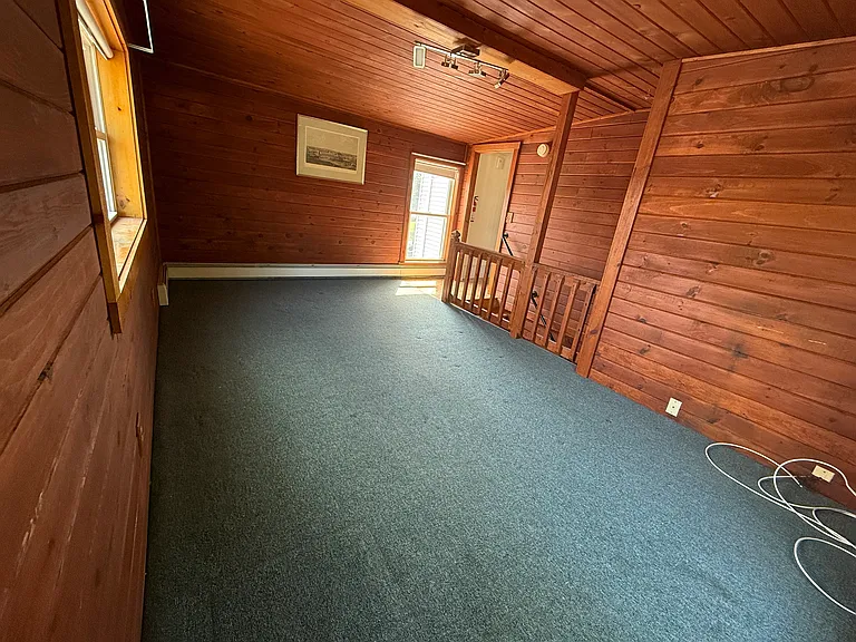 399 Center St #4 — Photo 1