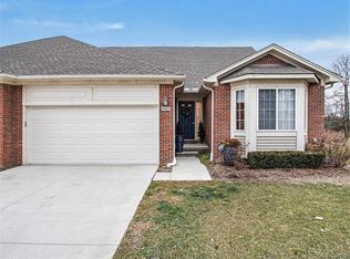 26403 Wacker Dr, Chesterfield, MI 48051