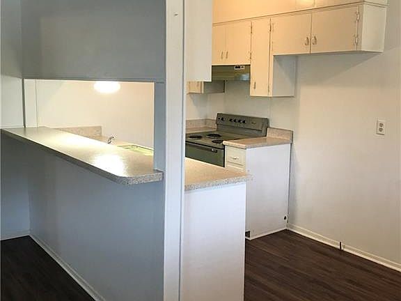 3rd image of 167 Richter Ln #167