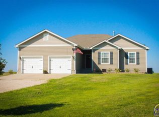 8237 SW Indian Hills Rd, Auburn, KS 66402