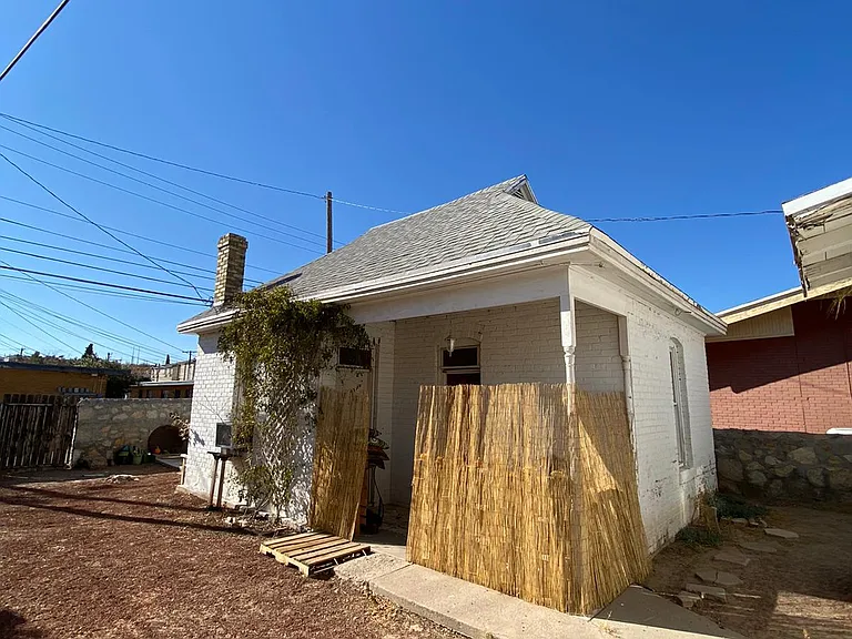 1315 N Florence St — Photo 10