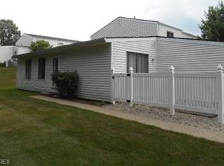 262 Deepwood Dr, Wadsworth, OH 44281