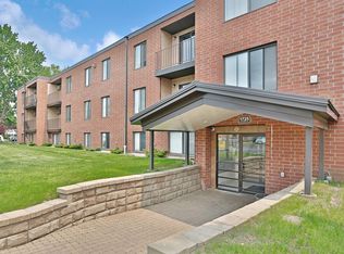 1725 Elm St SE #105, Minneapolis, MN 55414