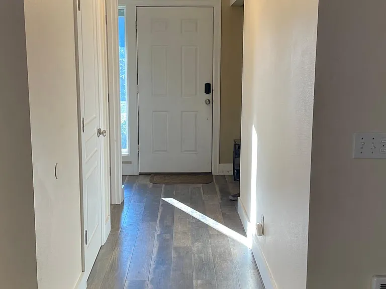 2191 Dahlia St — Photo 2