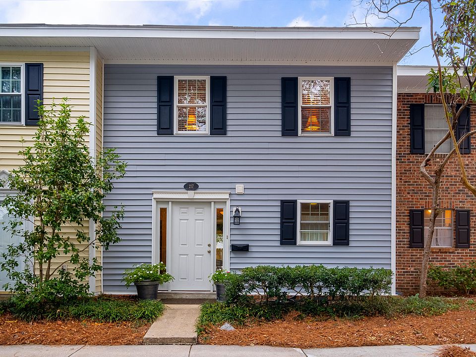 1st image of 217 Heritage Cir #U-3
