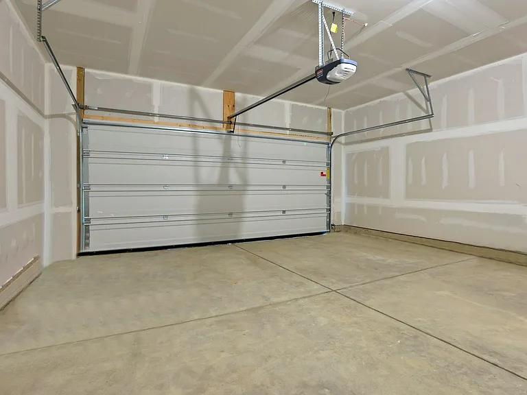 7309 Celebration Dr — Photo 35