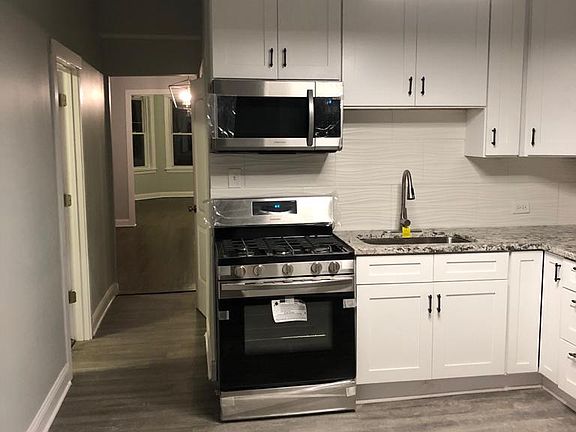 5th image of 1652 W Hollywood Ave #2
