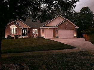 1545 Alexander Dr, Hamilton, OH 45013