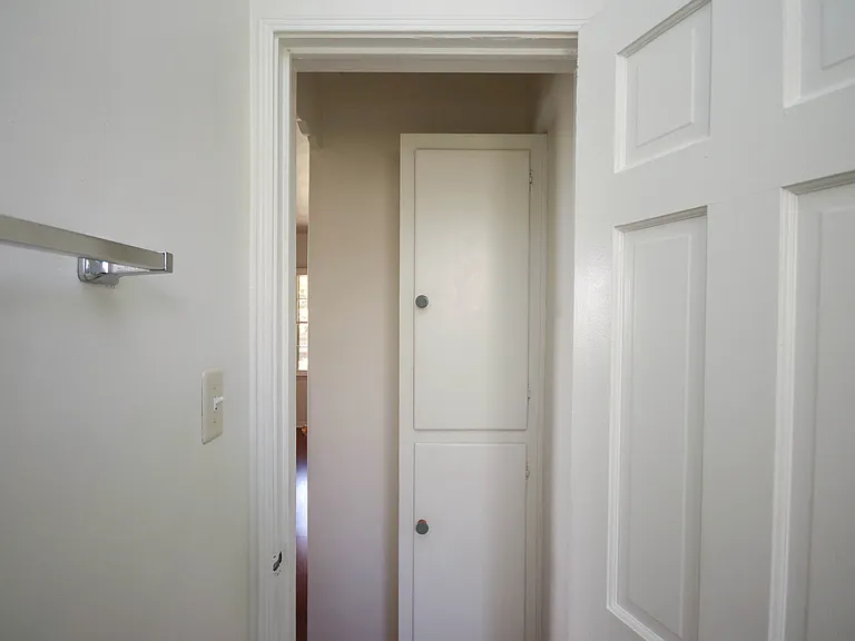654 N Madison Ave #654 — Photo 11