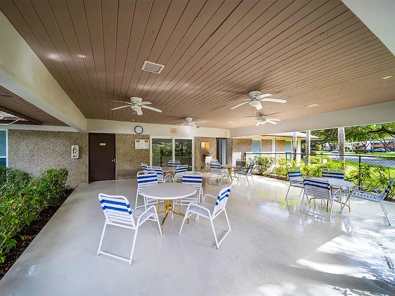 801 Cypress Blvd #107C — Photo 32