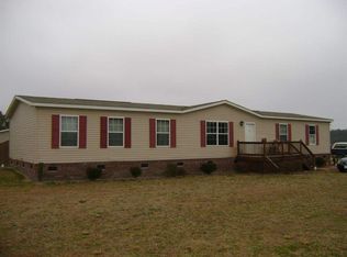 665 Wetherington Landing Rd, Stella, NC 28582