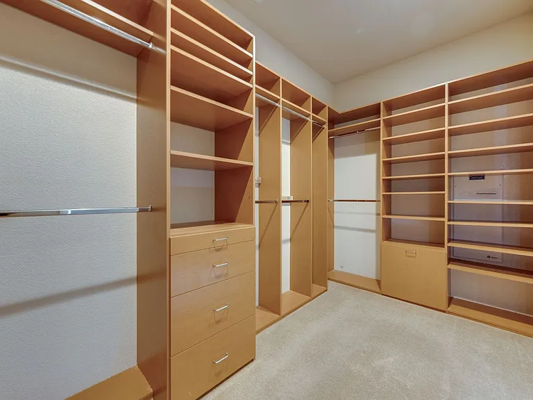 5035 Tesoro Way — Photo 36