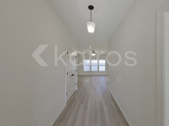 2nd image of 129 Salvat Dr