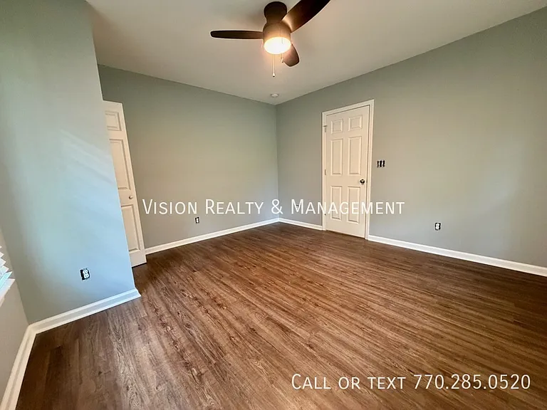 374 Paines Ave NW — Photo 12