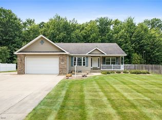 550 Abbe Rd, Sheffield Lake, OH 44054