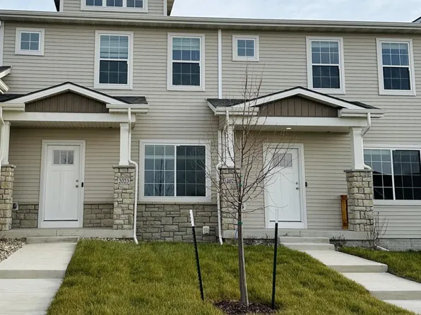 2025 S Warrior Ln, Waukee, IA 50263