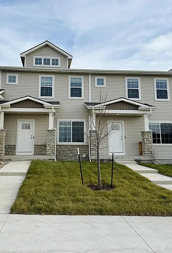 2025 S Warrior Ln Photo 1