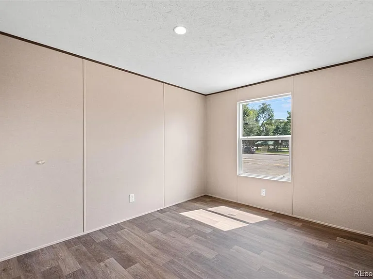 720 4th St #34 — Photo 18