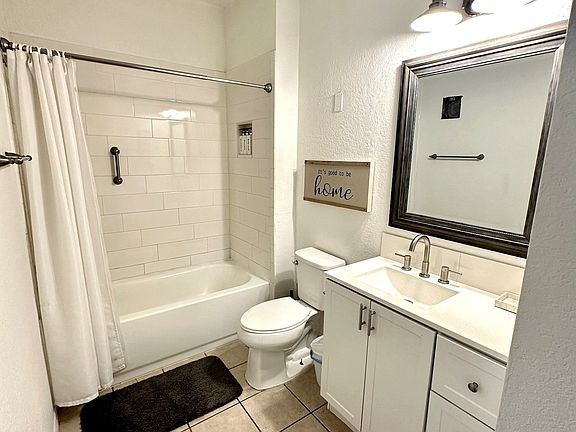 5th image of 8805 Dunes Ct APT 101