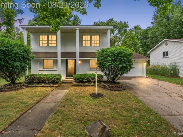 18993 Brentwood St, Livonia, MI 48152