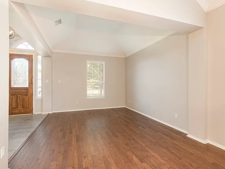405 Mimosa Dr — Photo 6