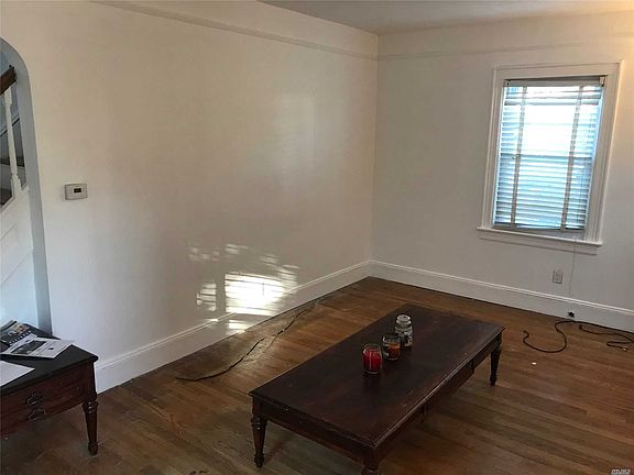 3rd image of 11 Bedford Ave