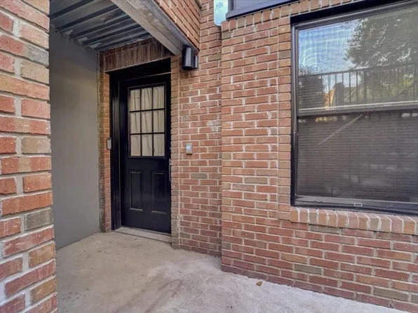 2765 Kennedy Boulevard image 3 of 33