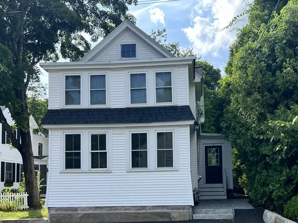 4 Elm St #1, Groton, MA 01450
