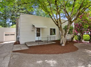 8137 SW 40th Ave, Portland, OR 97219