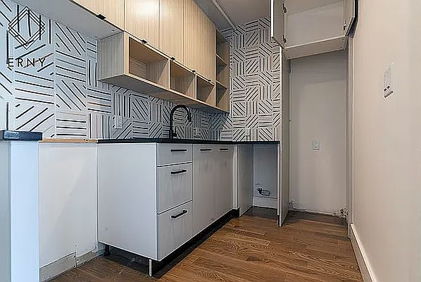 1st image of 323 E 19th St #4M