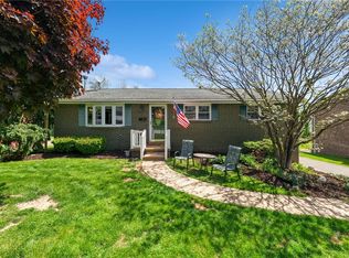 4130 Stratford Dr, Irwin, PA 15642