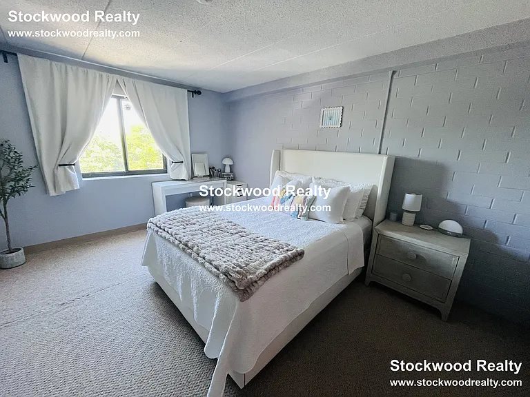 165 Quincy Shore Dr #C42 — Photo 50