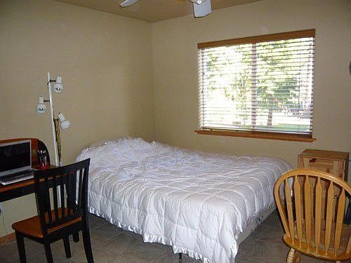 5th image of 779 Algonquin Ct
