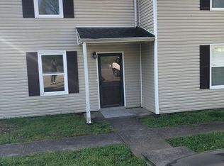 102C Kingsbury Ct, Clarksville, TN 37040